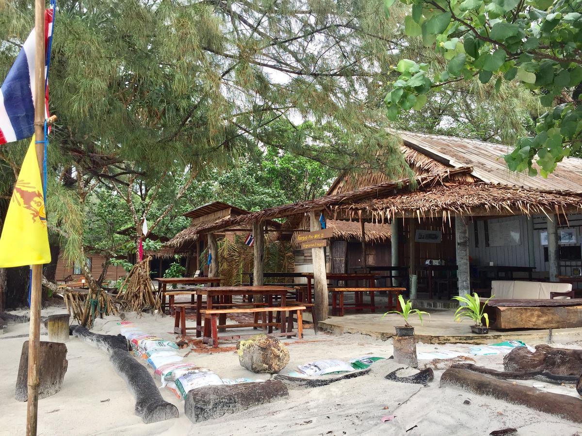 Hotel Ailay à Koh Phayam Extérieur photo