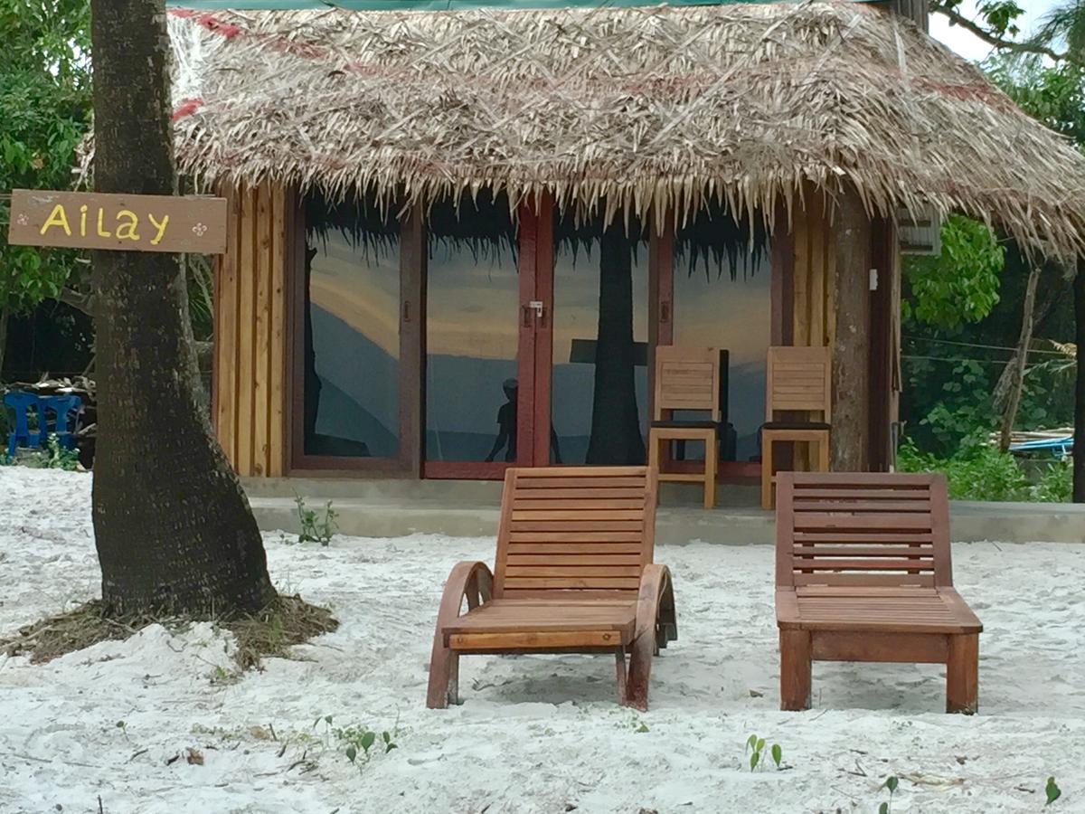 Hotel Ailay à Koh Phayam Extérieur photo