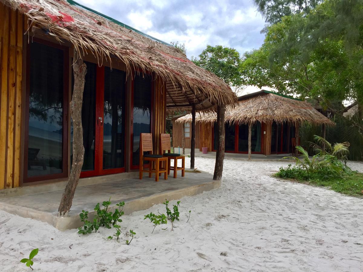 Hotel Ailay à Koh Phayam Extérieur photo