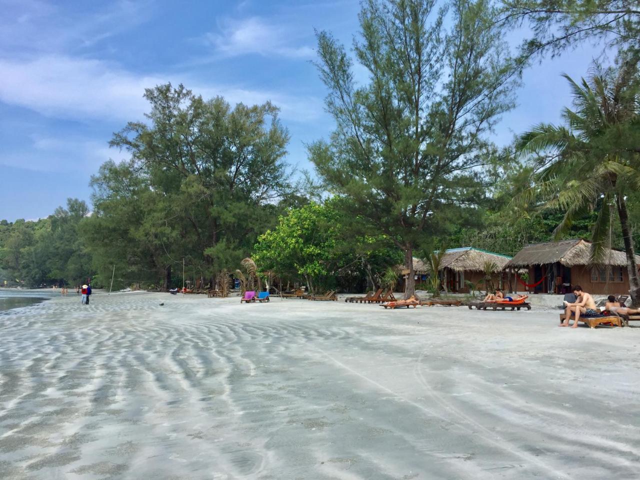 Hotel Ailay à Koh Phayam Extérieur photo