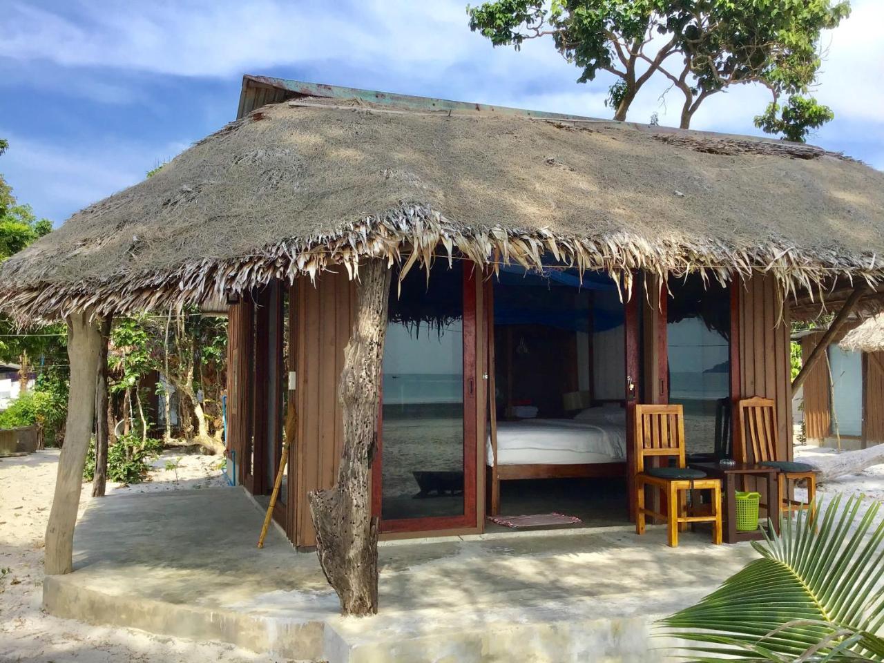 Hotel Ailay à Koh Phayam Extérieur photo