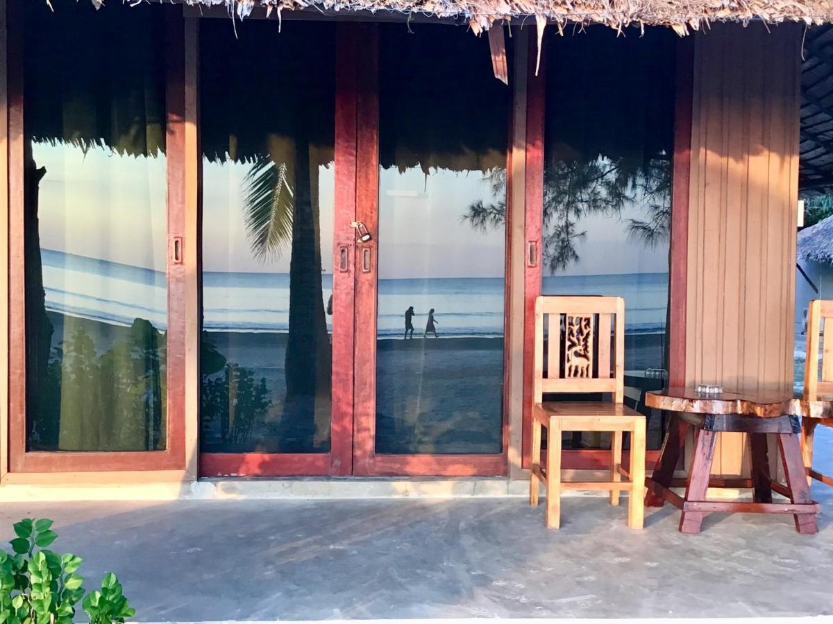 Hotel Ailay à Koh Phayam Extérieur photo